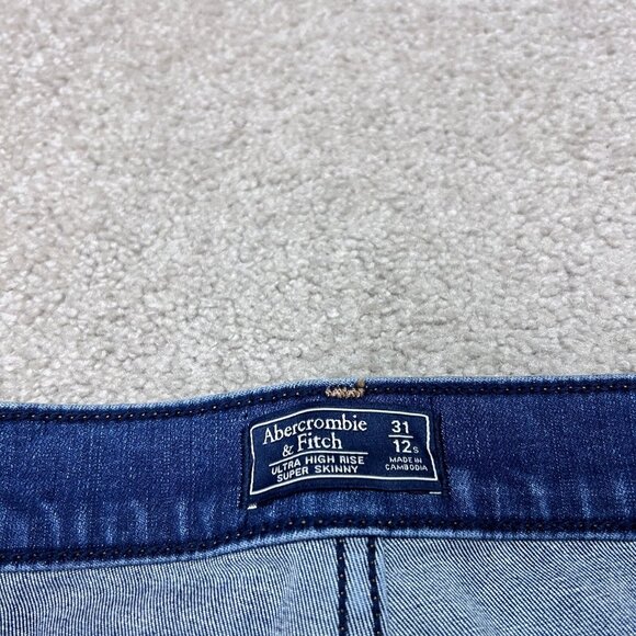 Abercrombie & Fitch Ultra High Rise Super Skinny Jeans Blue Distressed 12S NWT - Picture 11 of 13